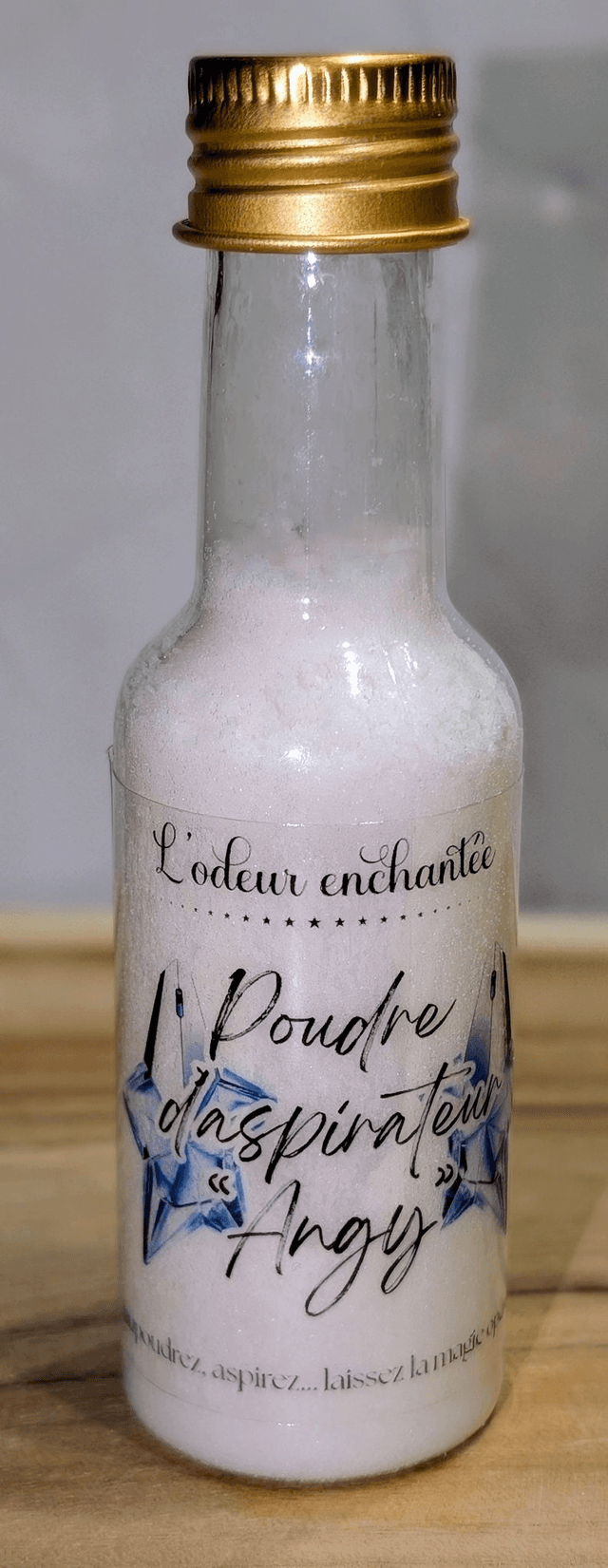 Poudre parfumée &quot;ANGY&quot;